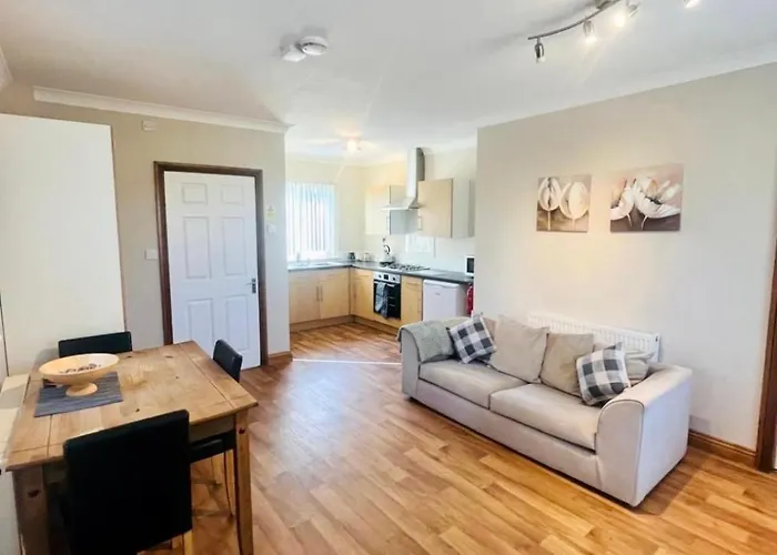 بيت للعطل Rose With Hot Tub يورك